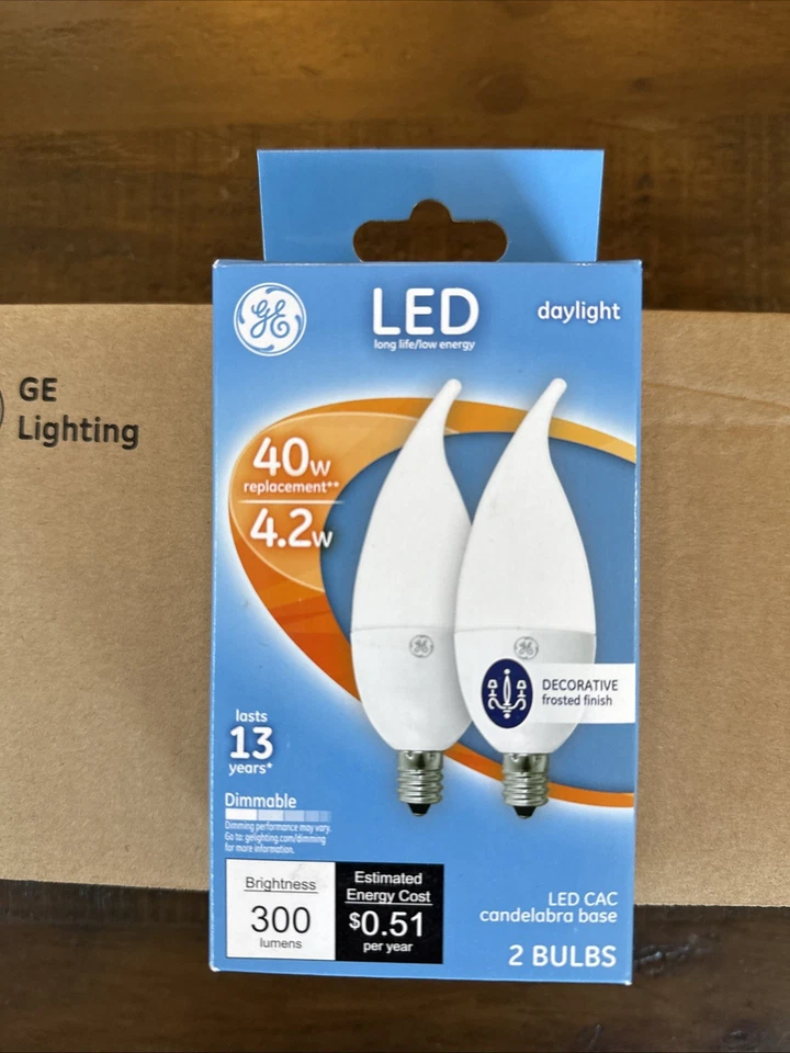 6 PACKS OF 2 LIGHT BULBS LED CAC CANDELABRA BULB Daylight Dimmable 28699 12 Bulb - Image 2 of 4