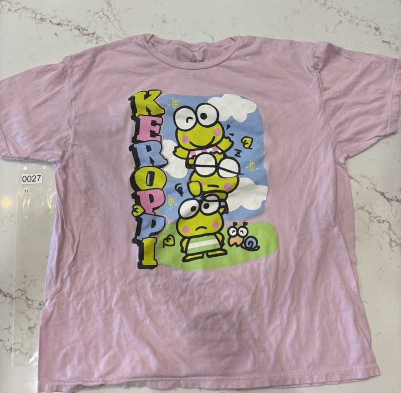 Sanrio Hello Kitty and Friends T-SHIRT Pink XLarge Harajuku Keroppi Frog Tower