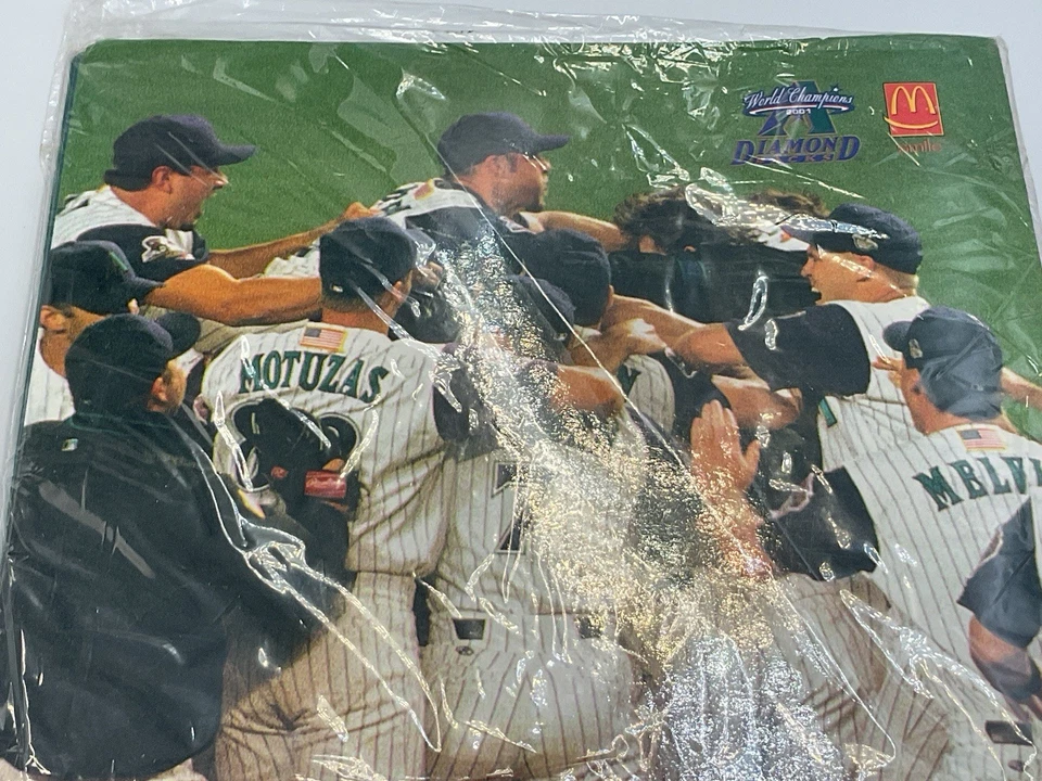 New Rare Mcdonald's Arizona Diamondbacks Giveaway 3 Ring Binder Randy Johnson - Image 4 of 4