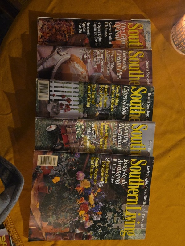 Lot Of 5 Southern Living Magazines 1994 Oct, Sept, April,  June, Jan
