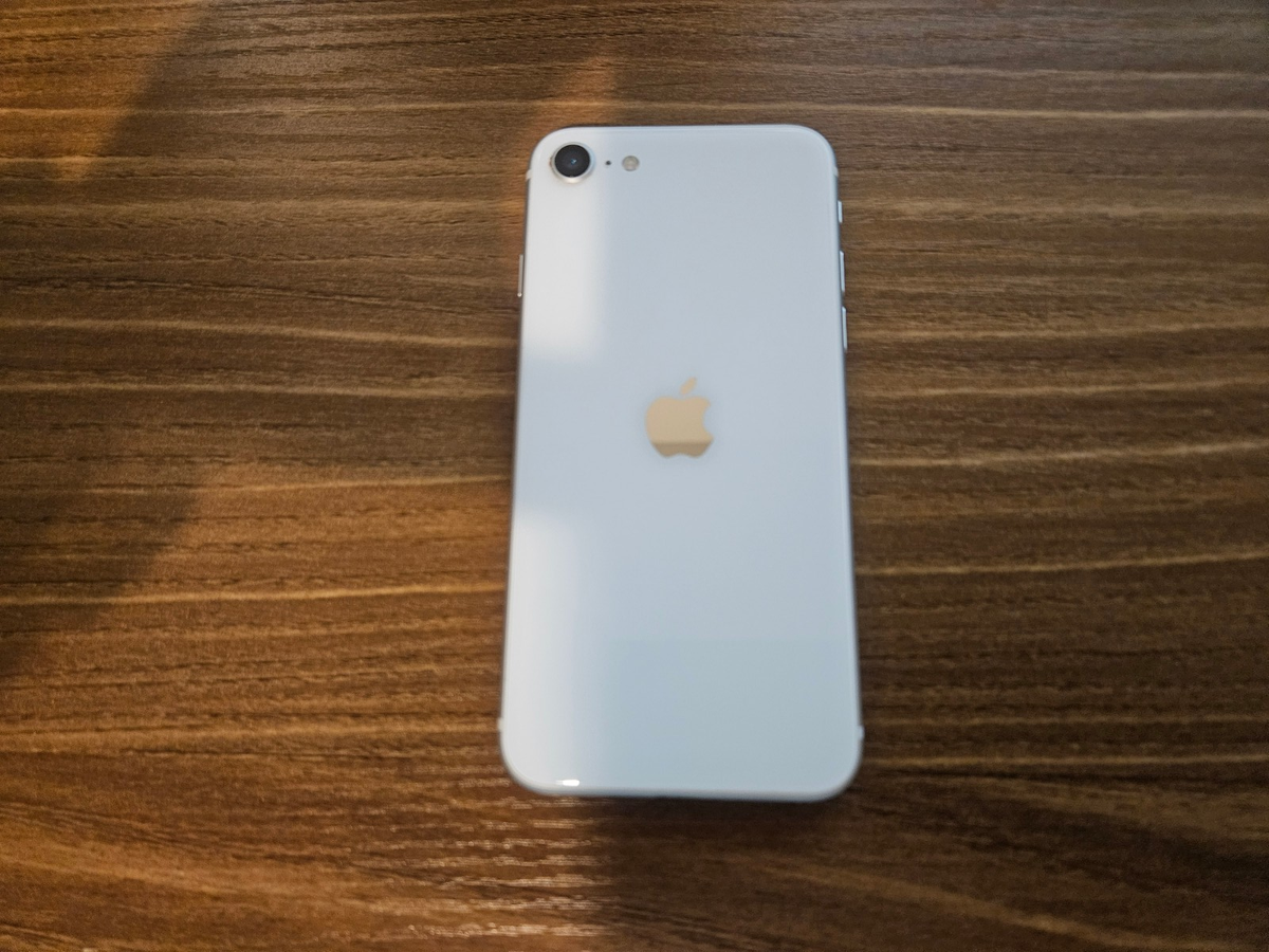 Apple iPhone SE (2020) - 64 GB - White (Verizon) for sale