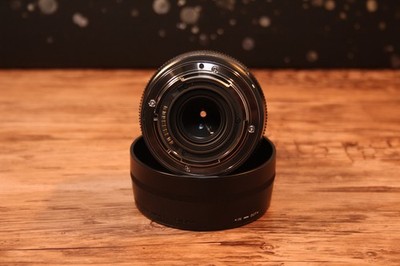 Sigma EF-M 56mm F1.4 DC DN Contemporary Portrait Festbrennweite Prime Lens EOS M