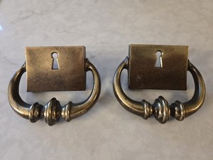 Vintage Drawer Pull Antique Brass Faux Keyhole 1.5" Center - Marked N10096