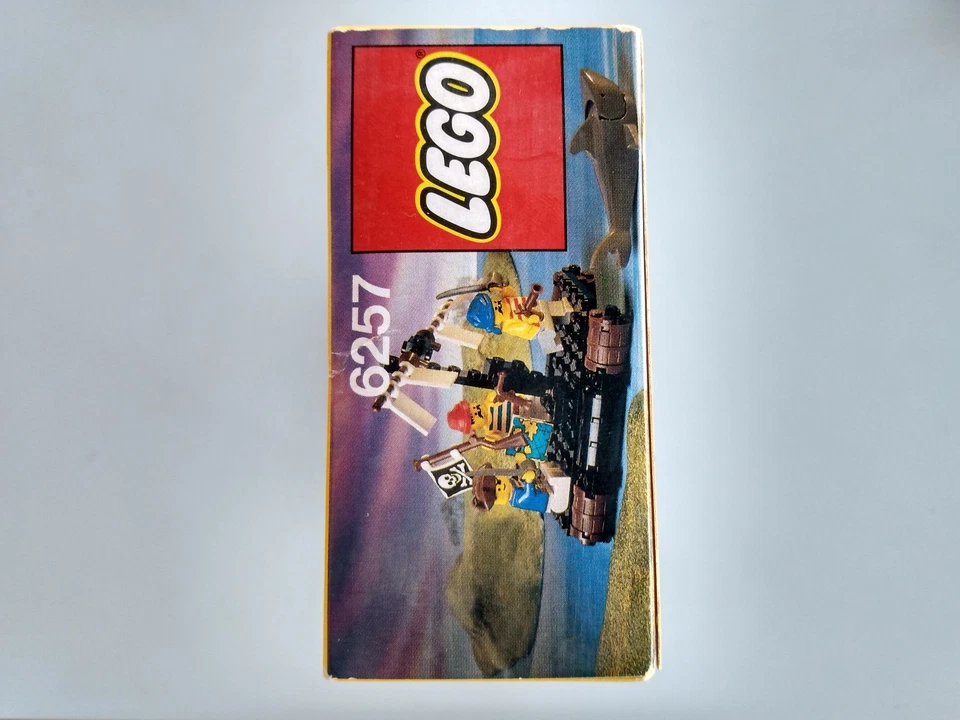 Vintage Lego 6257 LegoLand Pirates Castaway's Raft NEW/Sealed Box + FREE SIGN!! - Image 3 of 4