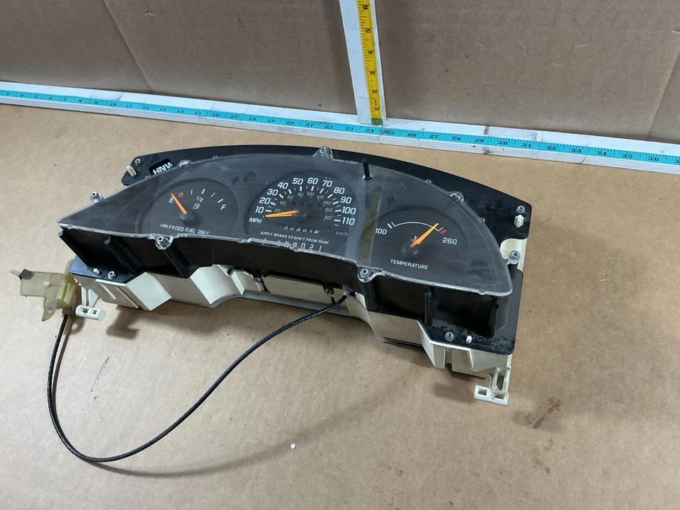 Cuadro de instrumentos velocímetro Chevrolet Lumina 1997-1999 146 k millas 16152862 Foto 4 de 4