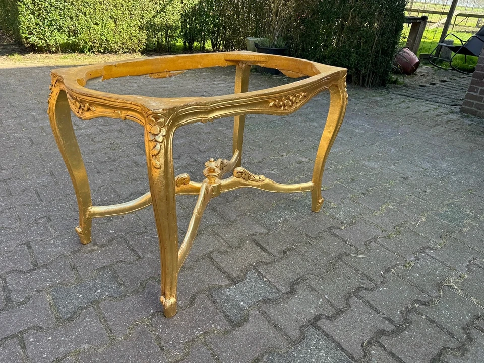 Mesa de centro francesa estilo Luis XVI años 40 madera de haya tapa de mármol dorado Foto 2 de 4