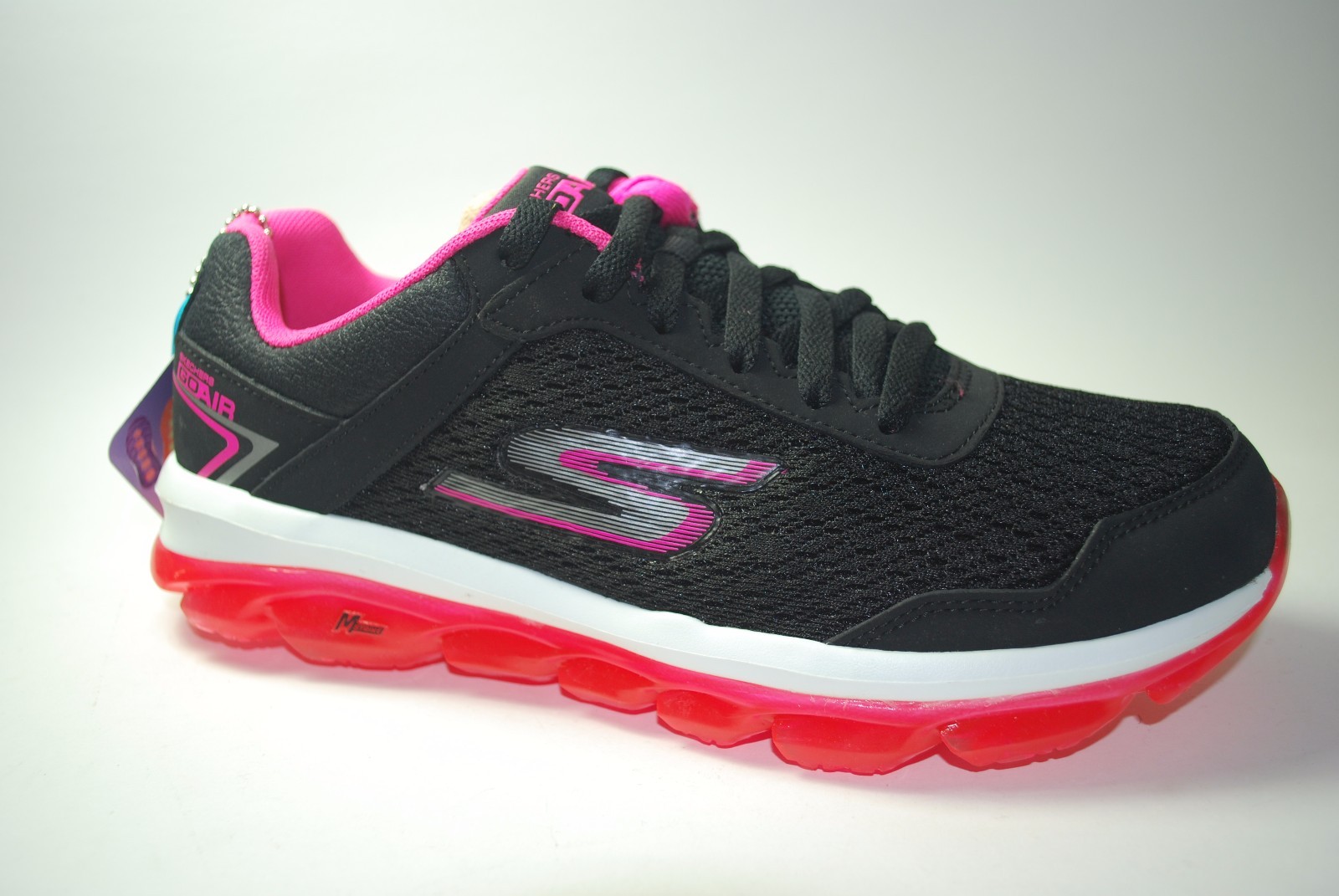 skechers goga pillars