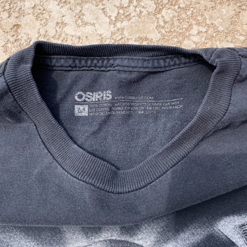 Camiseta negra vintage Osiris Shoes talla mediana - Imagen 4 de 5
