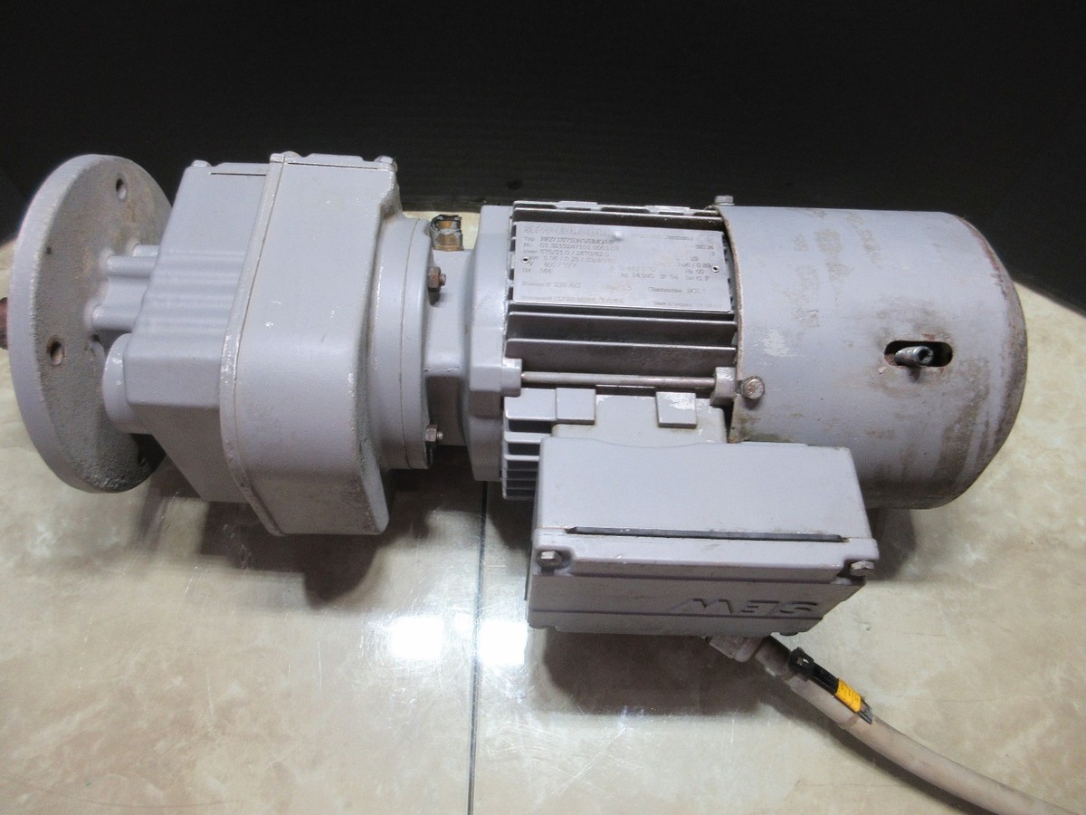 SEW EURODRIVE GEAR MOTOR RF27DT71D8/2/BMG/HF 0641 422 2 458 SEW EURODRIVE GEAR MOTOR RF27DT71D8/2/BMG/HF 0641 422 2 458