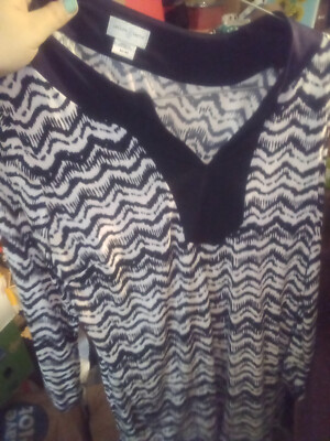 Jaclyn Smith Collection blouse Size M mid sleeve geometric stripes stretch
