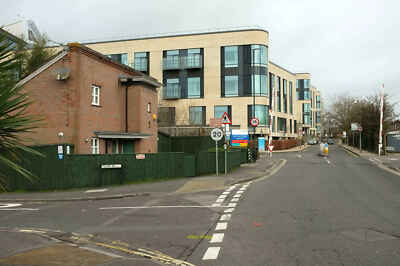 Foto 6x4 Southmead Krankenhaus Bristol von der Kreuzung der Dorian Road mit c2020