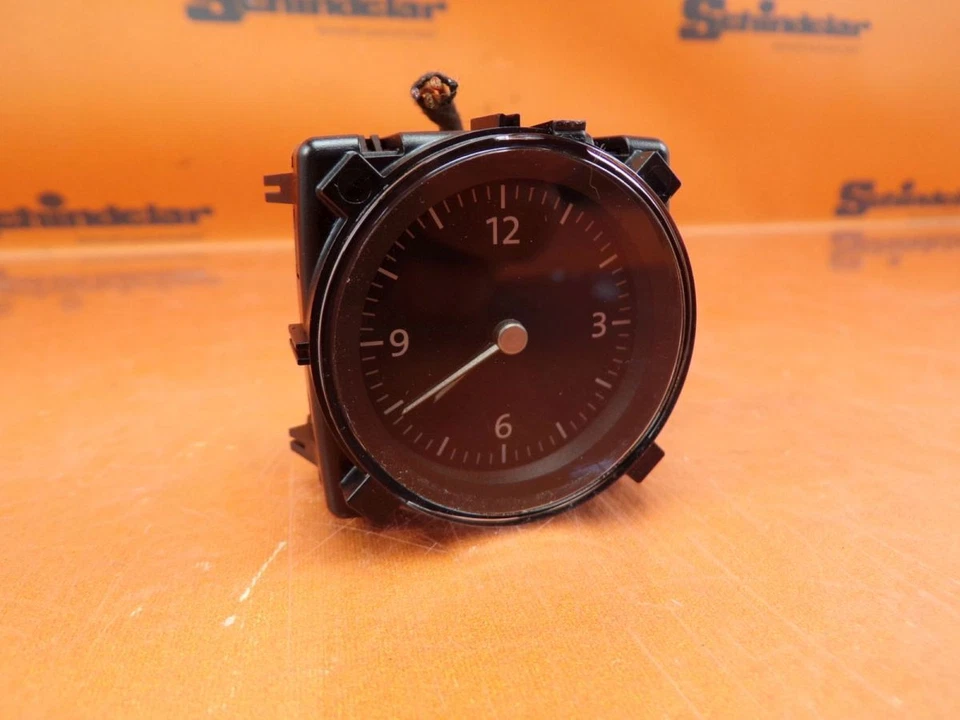 Uhr ANALOG 3G0919204C VW PASSAT VARIANT (3G5, CB5) 2.0 TDI - Bild 2 von 4