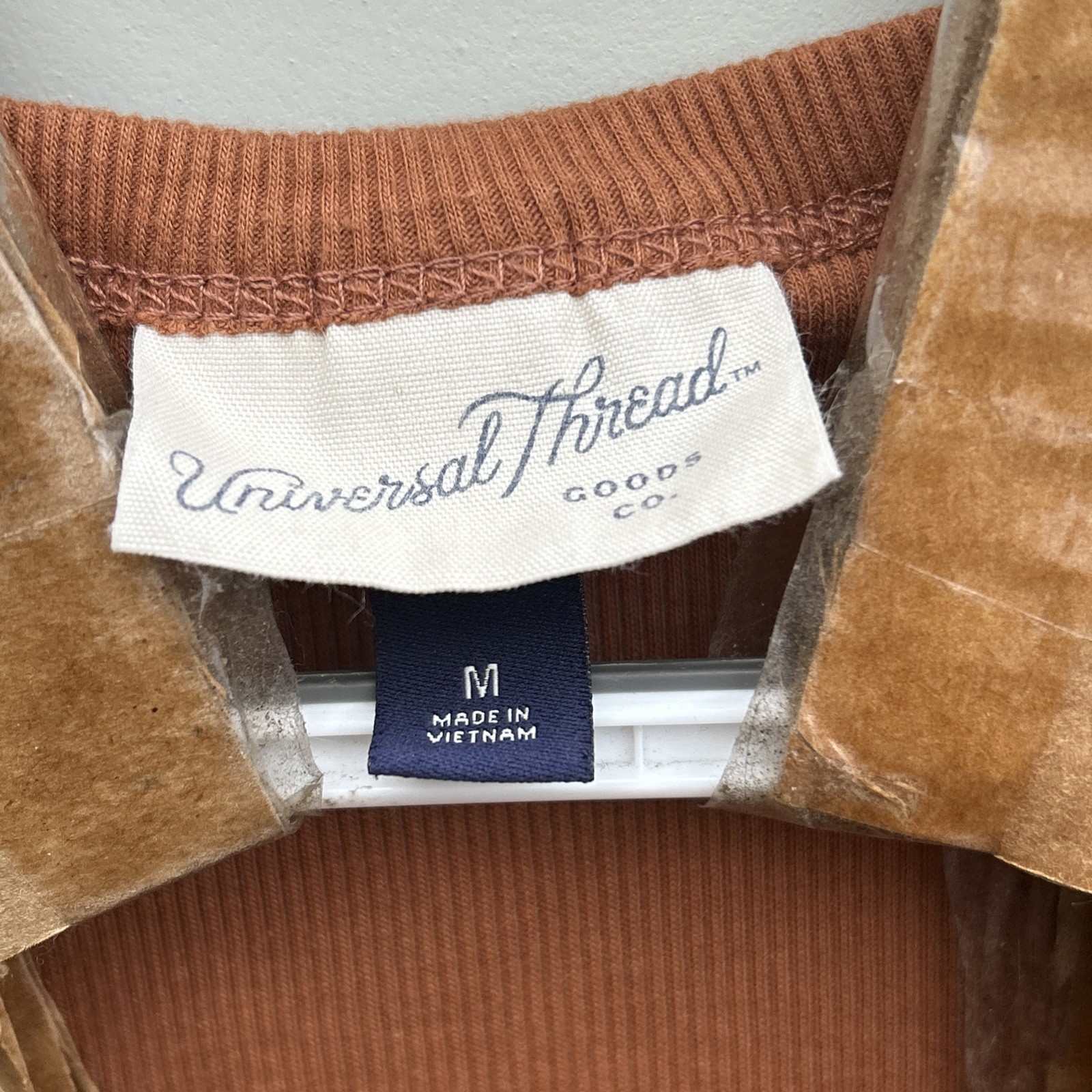 UNIVERSAL THREAD Size Medium Shrunken Ribbed Crop… - image 3