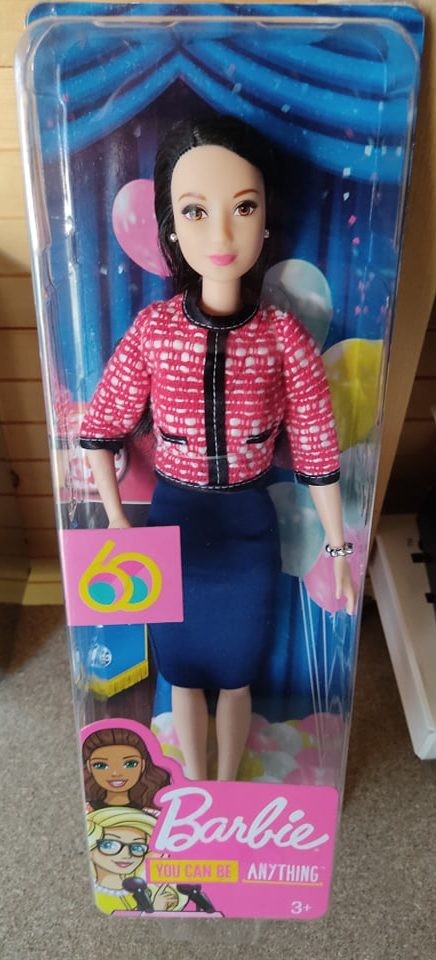 Barbie candidate politique 2018 poupée de collection Mattel neuve