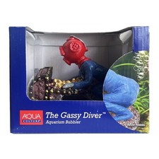 Polyresin Aquarium Bubbling Ornament with Gassy Diver Figure for Fish Tank