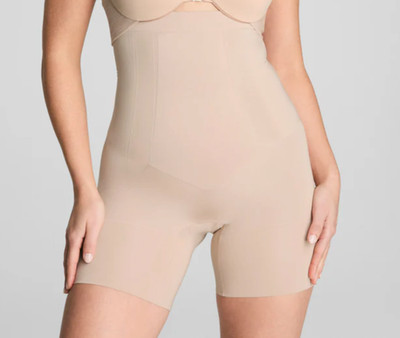 Spanx XL OnCore High-Waisted Mid Thigh Short NWOT SS1915 Beige --TAG LOOSE--