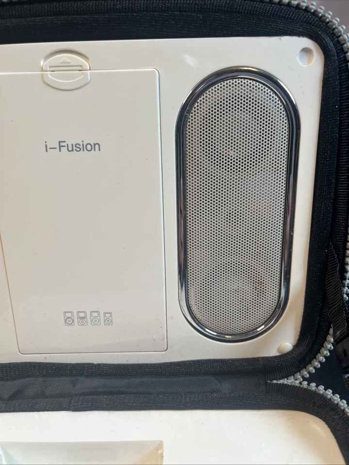 Sonic Impact i-Fusion 3 iPod Dock w Speakers Model 5085 UNTESTED  Parts Only - Image 4 of 4