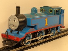 Hornby ThomastheTankEngine 0-6-0T SteamLocomotive OOGauge - Missing Buffer heads