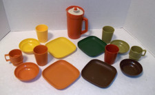 Tupperware Toys Mini Play Serve It 4 Plates 4 Bowls 4 Glasses 2 Cups Pitcher