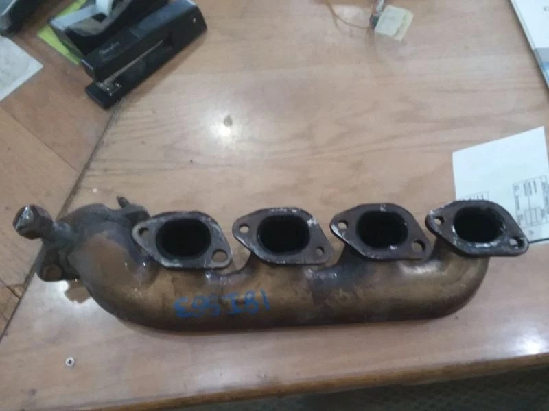 Colector de escape derecho pasajero 8 cilindros compatible con 00-02 Lincoln LS 1563206 Foto 2 de 4