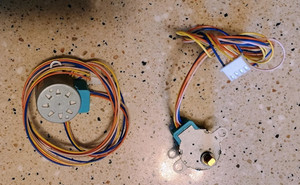 2 NEW DC 12V 24BYJ28 4-Wire Stepper Motor
