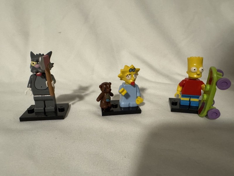 LEGO Simpsons Minifigures Maggie, Bart, And Scratchy From Volume 1 Of simpsons