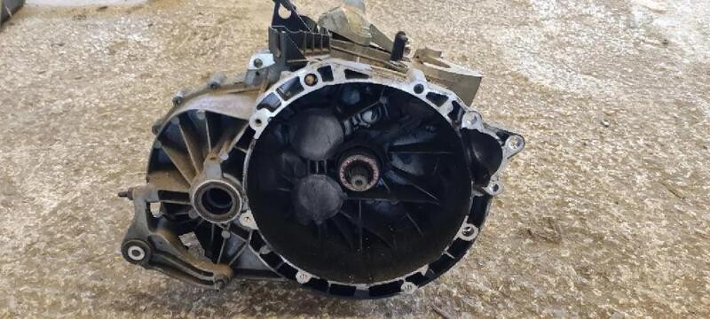 8252196 CAMBIO COMPLETO d4204t VOLVO V50 (02/04>12/12<) 2.0 D SW 5p/d/1997cc