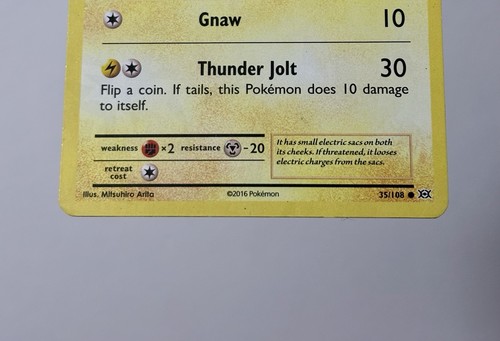 Pikachu 35/108 (MP) Cracked Ice Holo XY Series: Evolutions Exclusive Deck 2016 - Foto 5 di 13