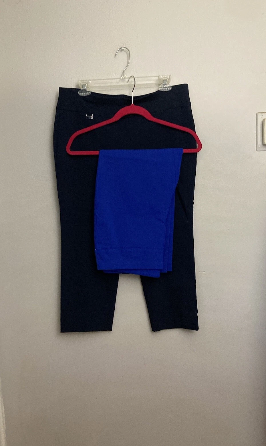 Alfani Pull on Pants Lot x2 Blue Cropped Capri Slimming 12 Large
Opens in a new window or tab