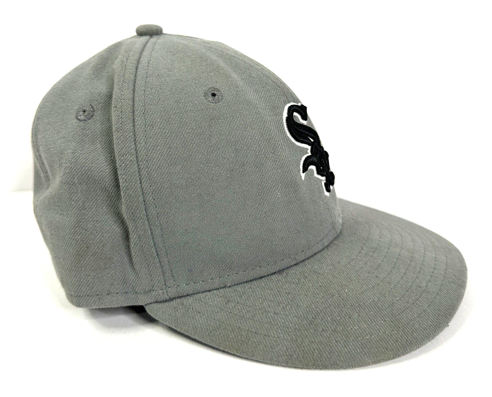 Gray Sox Baseball Cap Hat Adult Size 6 3/4 New Era Guine Merchandise MLB