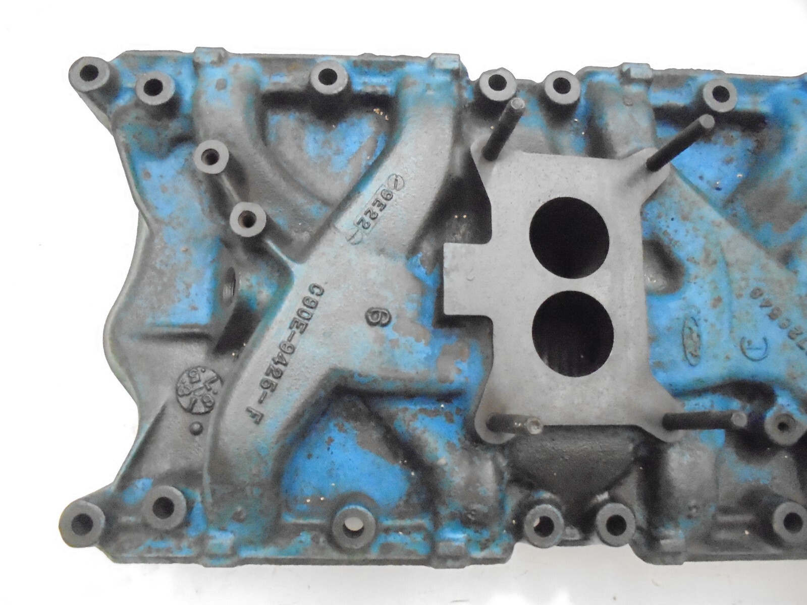 1969 Ford 351 Windsor 2v Intake Manifold 9k9 Date Code Mustang 