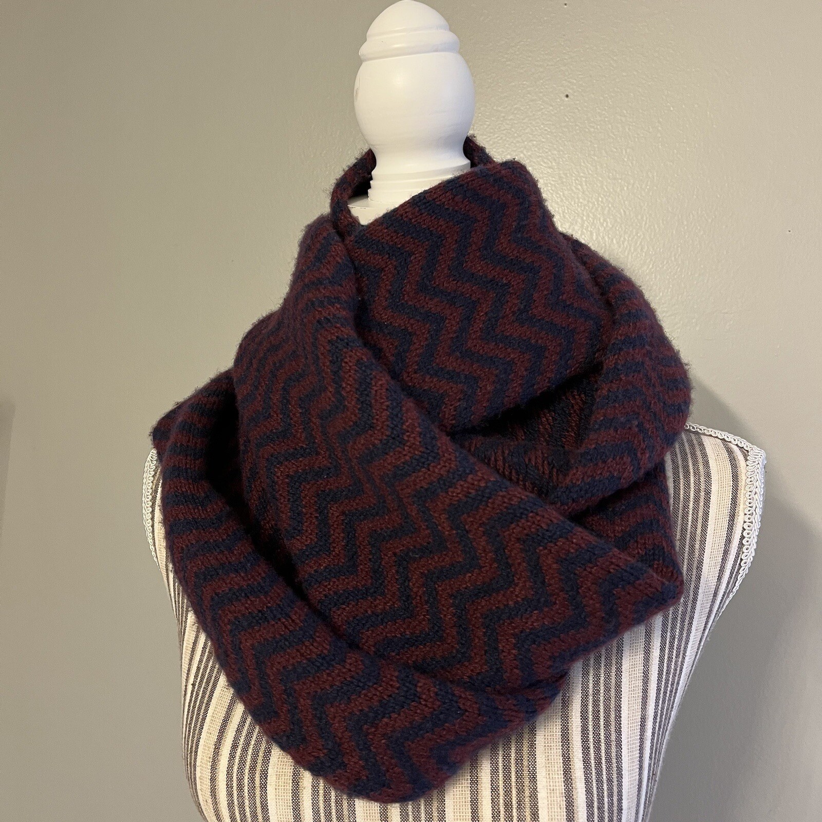 J Crew Burgundy Blue Chevron Wool Acrylic Blend Infinity Knit Scarf OS
