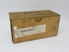 Allen-Bradley 855E-BPM10C Stack Light Tower Base 50mm Base 10cm Mount NEW