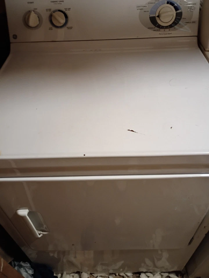 Secadora General Electric y lavadora Whirlpool $100 cada una $200 para ambas Foto 2 de 4