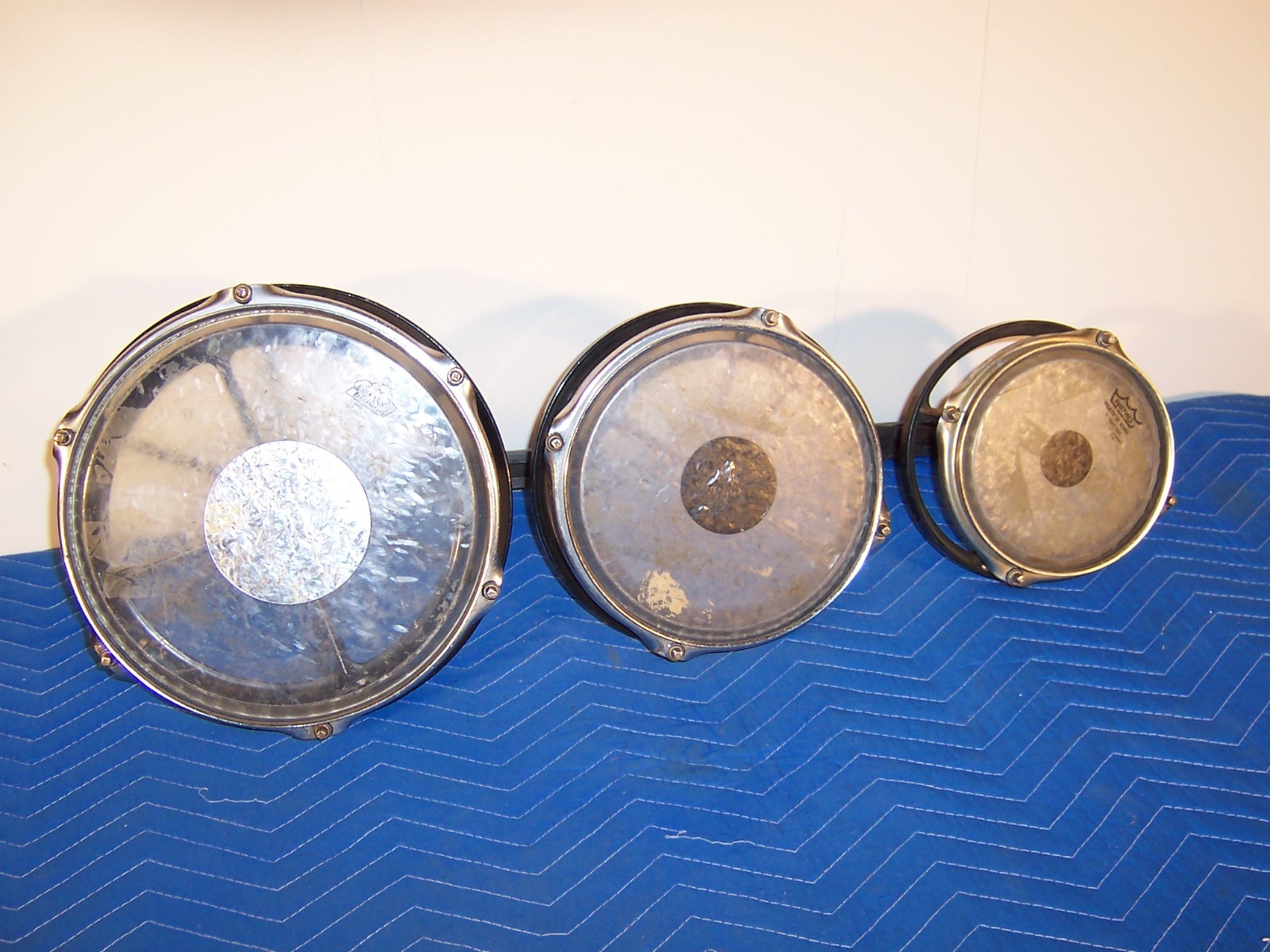 Batería triple Remo Pro Mark Roto Tom de colección de 6", 8" y 10" necesita limpieza