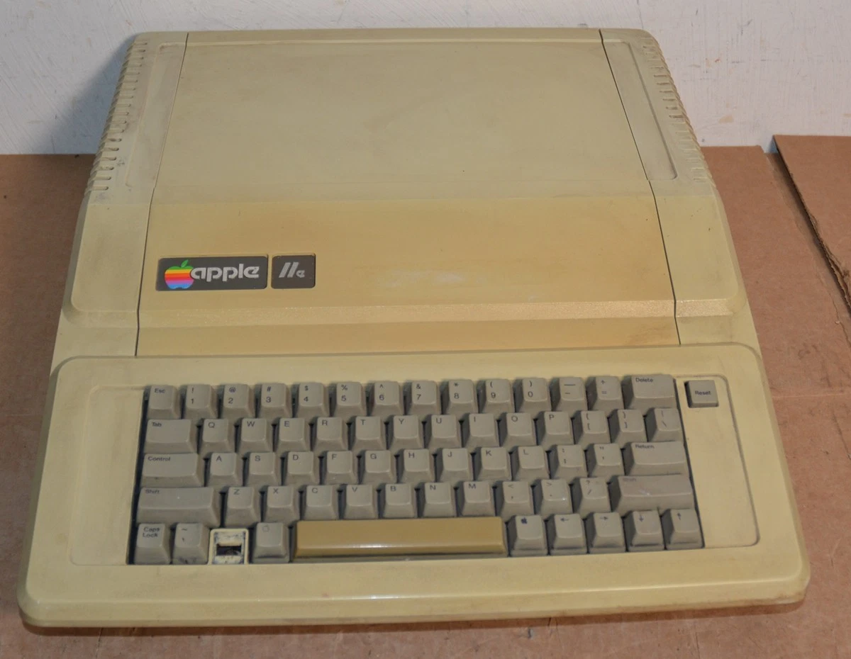 apple lle アップルパソコン　lle 訳あり apple lle アップルパソコンlle 訳あり