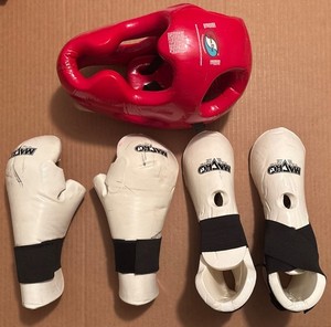 Vintage 1980’s White Macho Hand, Head & Feet Karate Sparring Gear Kids Med