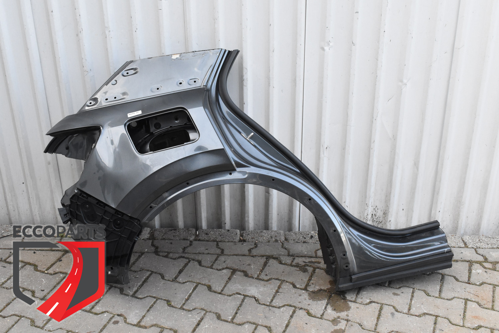parafango posteriore destro 81A810076 AUDI Q2 81A Colore LZ7S 81A809410B 2017