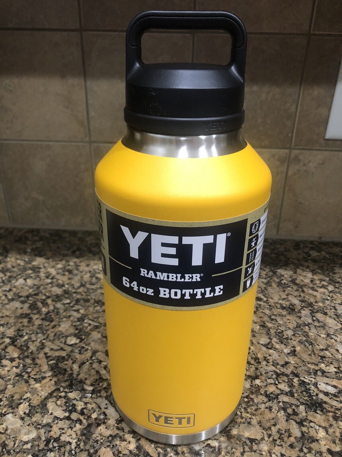 Yeti Rambler 64oz Bottle w/Chug Cap Alpine Yellow
