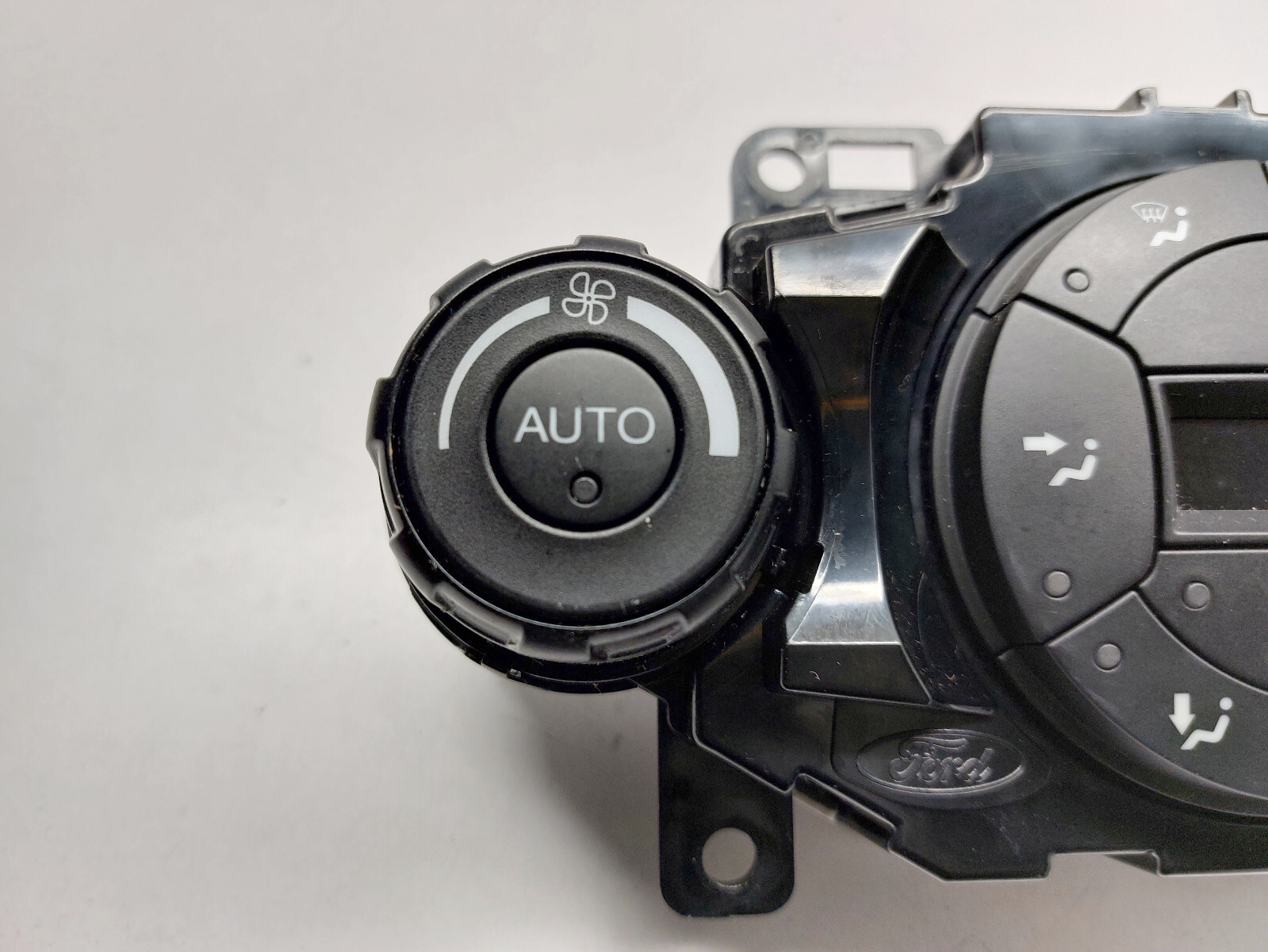 FORD ECOSPORT A/C HEATER CLIMATE CONTROL SWITCH 2014 8A6T18C612 eBay