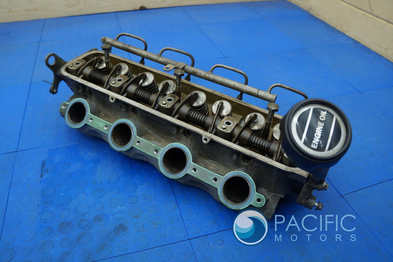 LH Complete Cylinder Head Assembly & Valve Cover PB100658PC Bentley Arnage