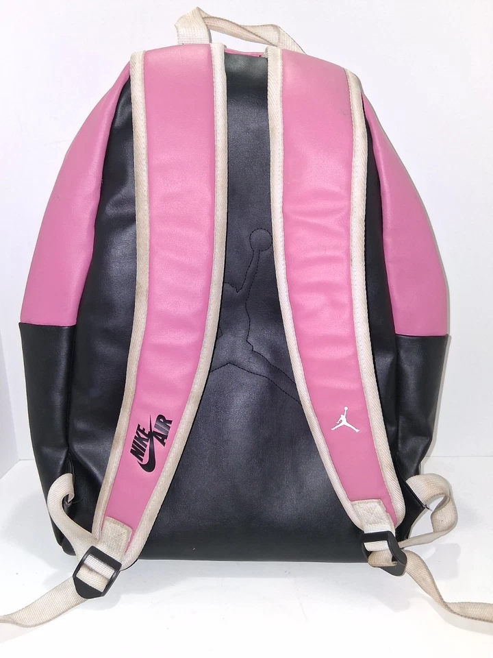 Nike Air Jordan Mujer Mochila Rosa Negro Cuero Logo Cremallera Alrededor Bloque de Color Foto 2 de 4
