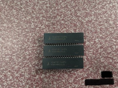 New ICM7211AIPL ICM7211AMIPL 4-Digit LCD Display Driver PDIP40 x 1pc *cc