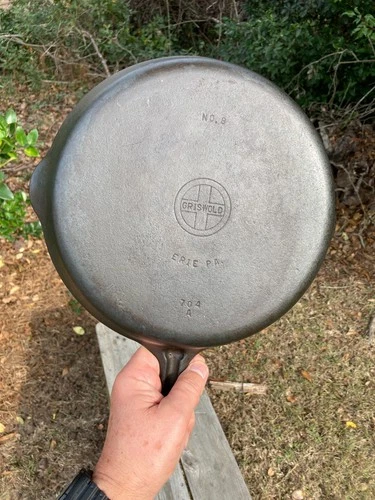 Griswold small logo vintage cast iron skillet #8