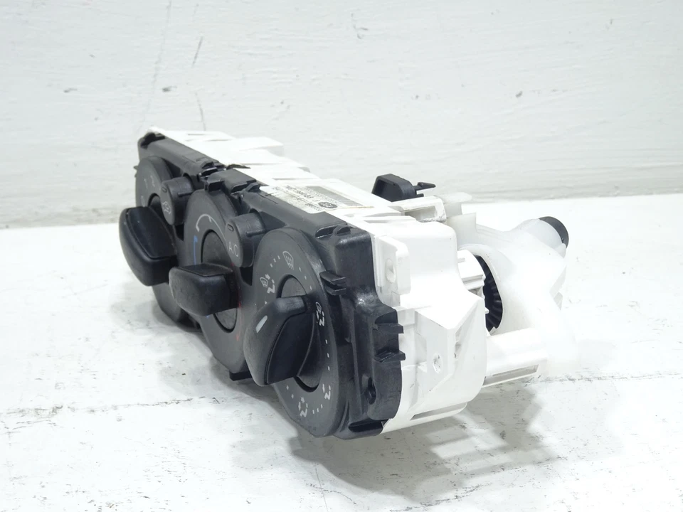 Ford Kuga 2009 Mk1 Heater Controls / Switches 7m5t-19980-bb 7M5T-19980-BB - Image 3 of 4