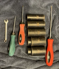 9 piece lot of ILLINOIS INDUSTRIAL TOOLS