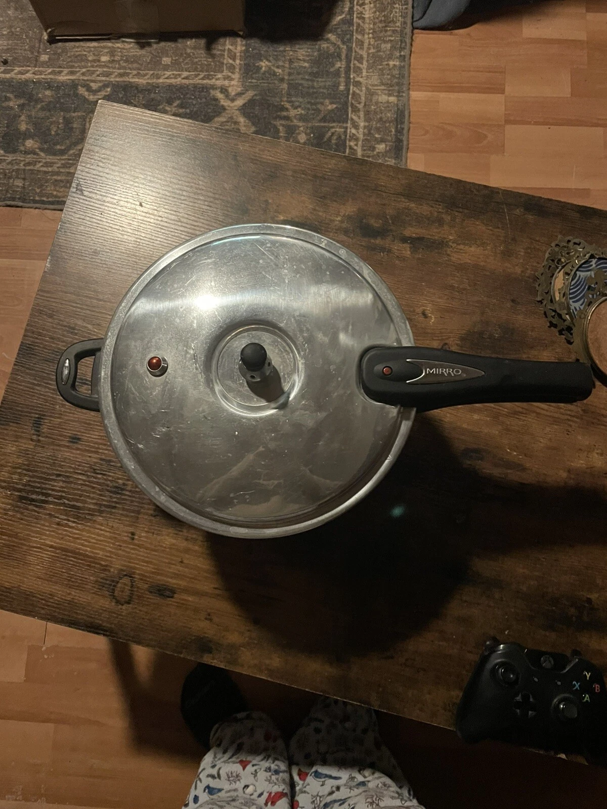 Pressure Cooker – Durable Kitchen Appliance for Efficient Cooking