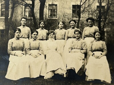 1900 s Group Portrait Cabinet Card Women Uniforms Nurses Sweden