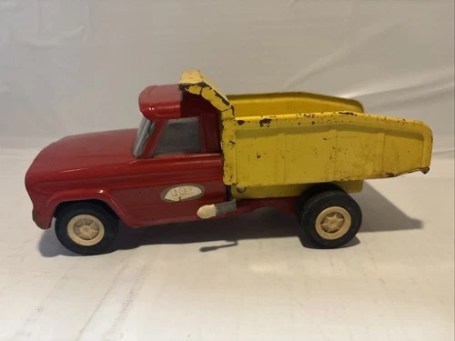 Metal Tonka Jeep Dump Truck: Red & Yellow: Vintage 9 1/2” Long Missing Grille