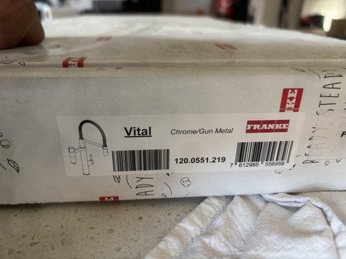 Franke Vital Pull Out Spray Tap RRP £1026 - Picture 6 of 11